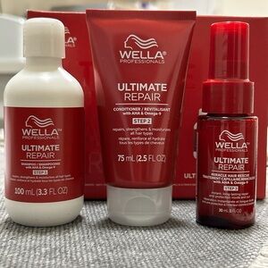 Wella Ultimate Repair Travel Kit with Miracle Rescue 1oz Shampoo & Conditioner